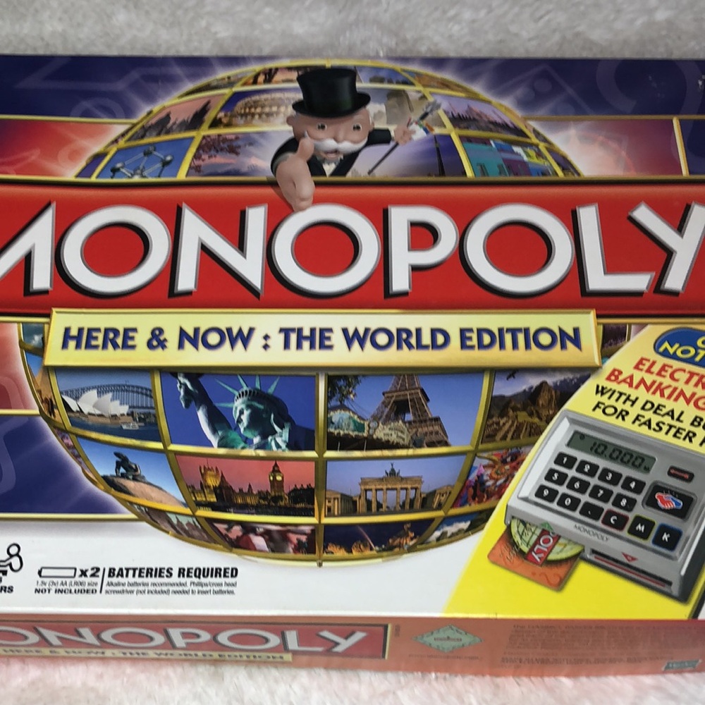 Monopoly Here & Now The World Edition Credit Cards Not Cash Game Board Hasbro - Picture 6 of 13
